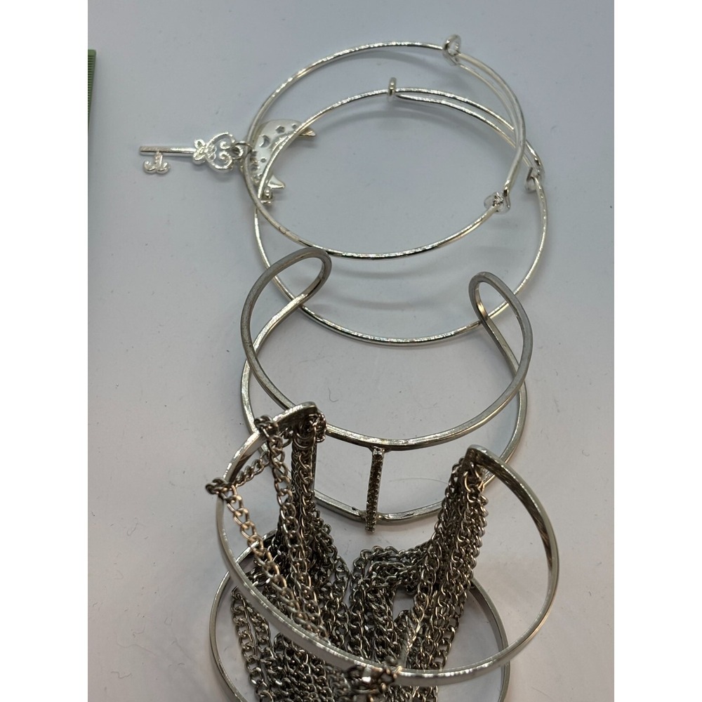 Bangles‎ and Bracelets Lot Great for Layering Some Vintage Fun Fashion Pieces